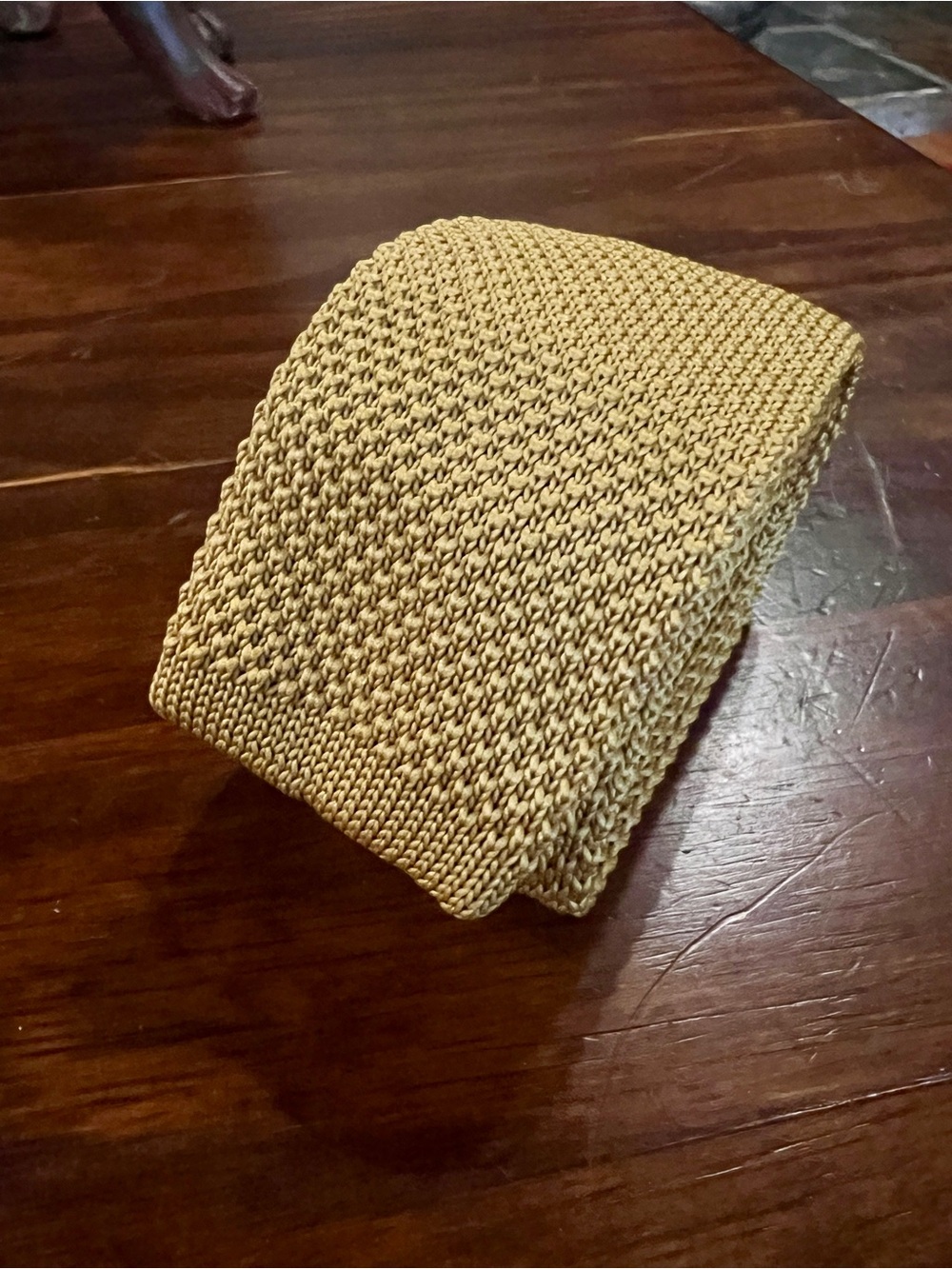 Retro Woven Knit Tie Vintage Gold - Picture 4 of 7